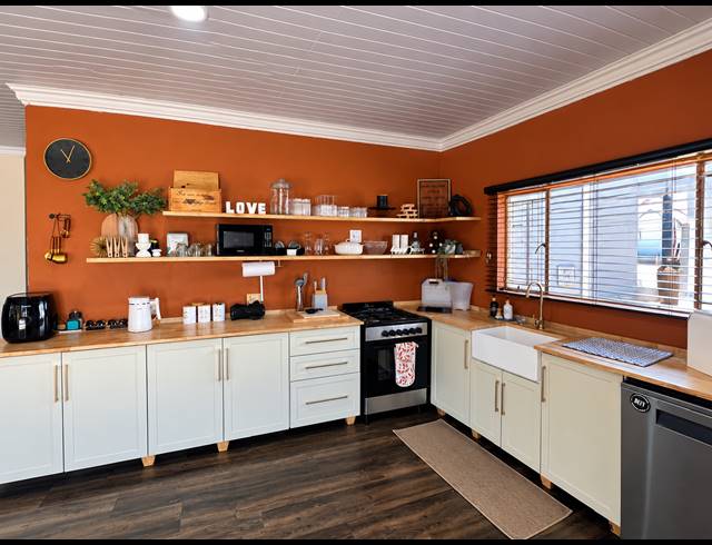 3 BEDROOM TOWNHOUSE FOR SALE IN MISTY BAY
